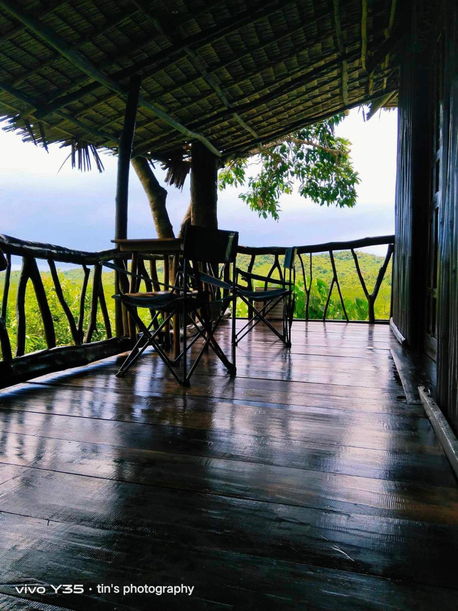 Sanctuaria Treehouses Бусуанга Экстерьер фото